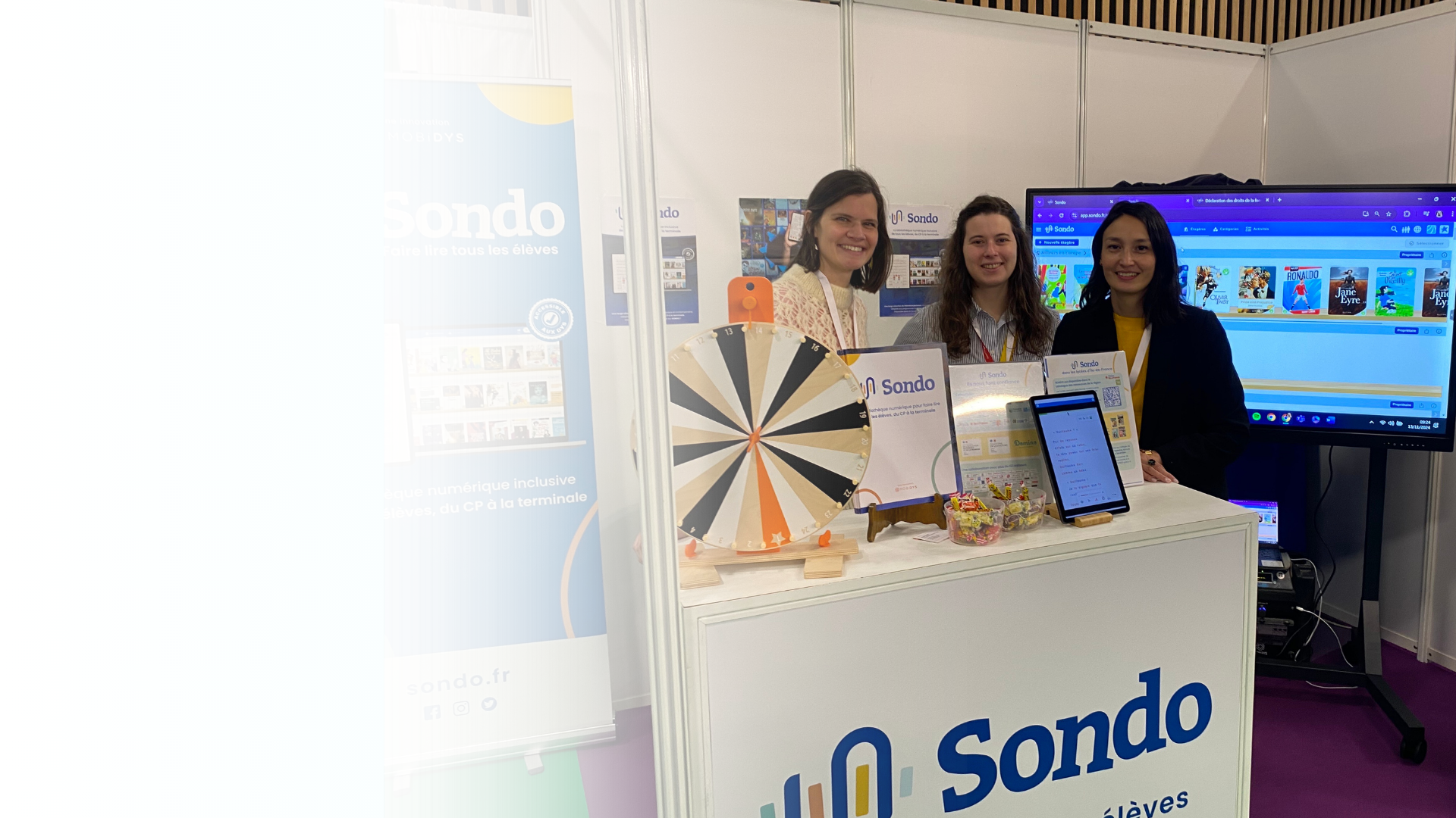 Notre équipe sur le stand Educatech 2024